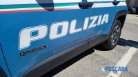 Si barrica in casa e minaccia il suicidio: tentativo sventato dalla polizia